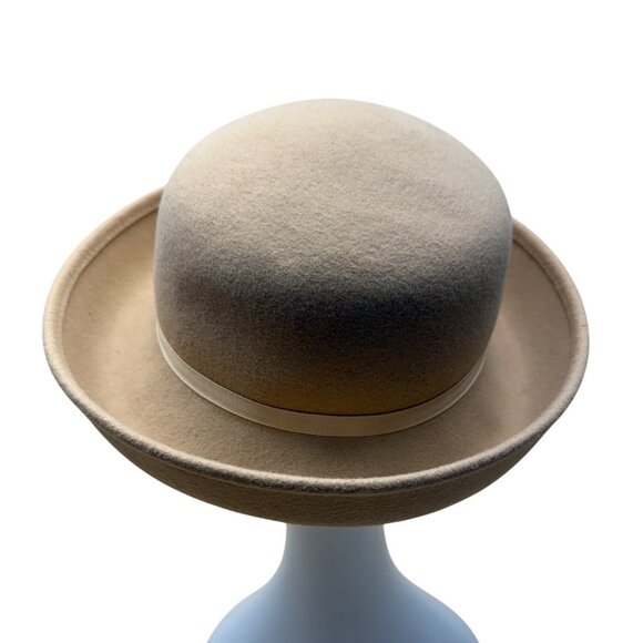 Vintage Women's Beige Sport Felt Bowler Hat One Size 22in Circumference - Picture 4 of 7